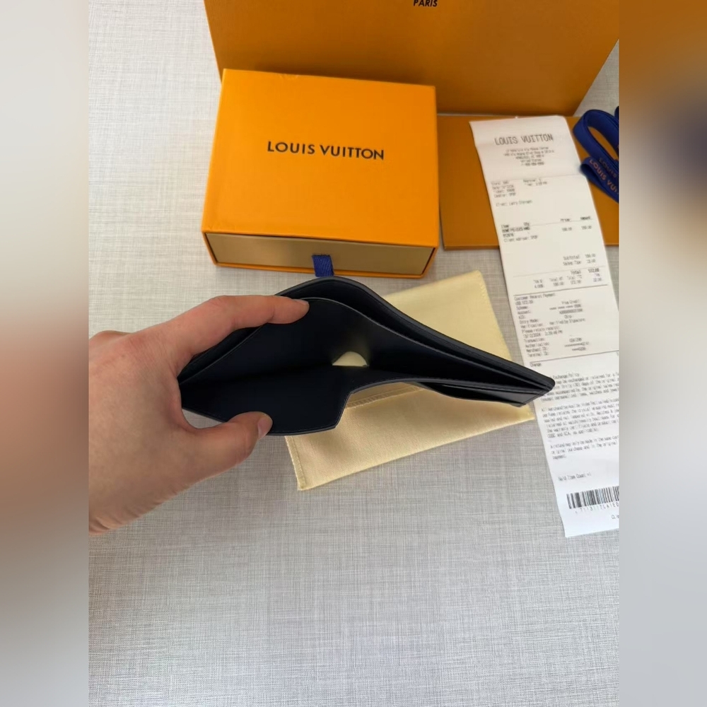 Louis Vuitton Multiple Wallet - Picture 11 of 13